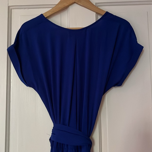 Blue midi wrap dress with elastic waist - Picture 5 of 6